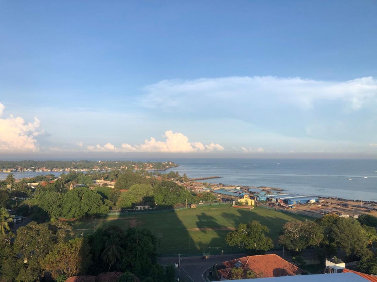 Negombo Fort Gallery Apartment Luaran gambar