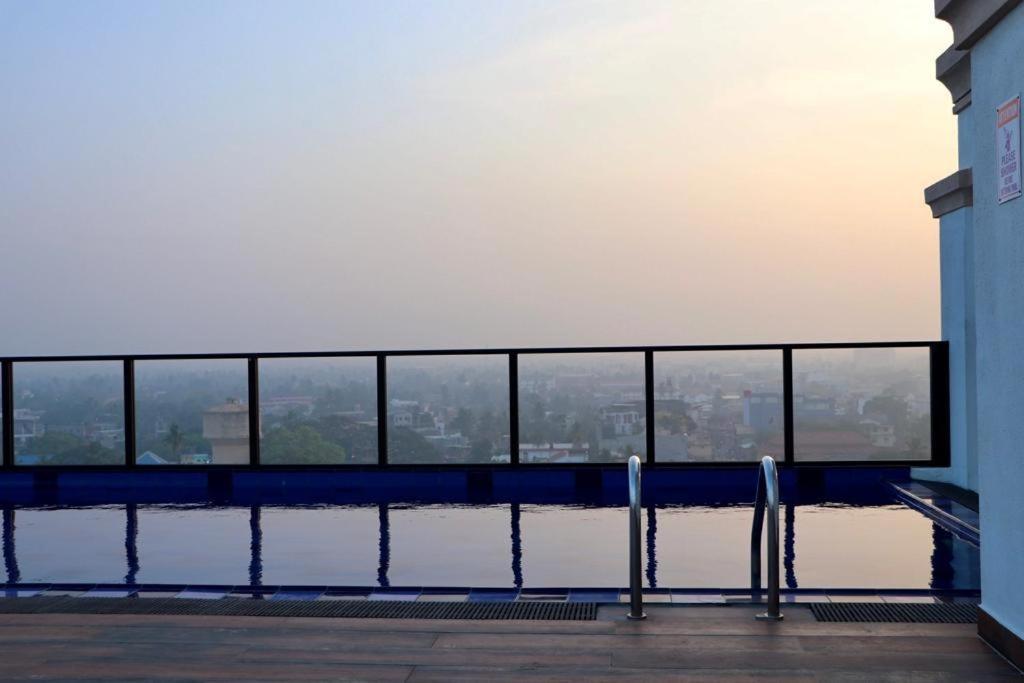 Negombo Fort Gallery Apartment Luaran gambar