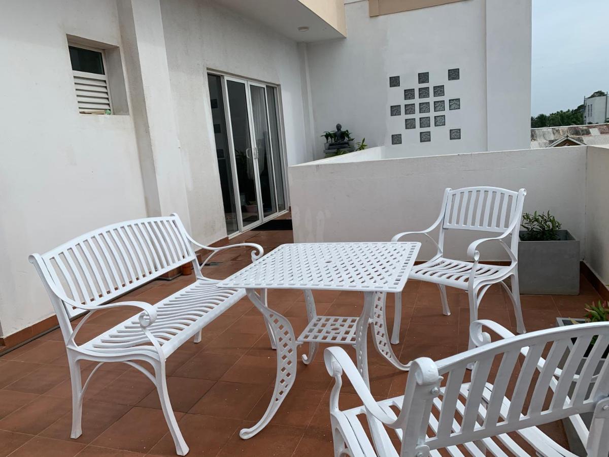 Negombo Fort Gallery Apartment Luaran gambar