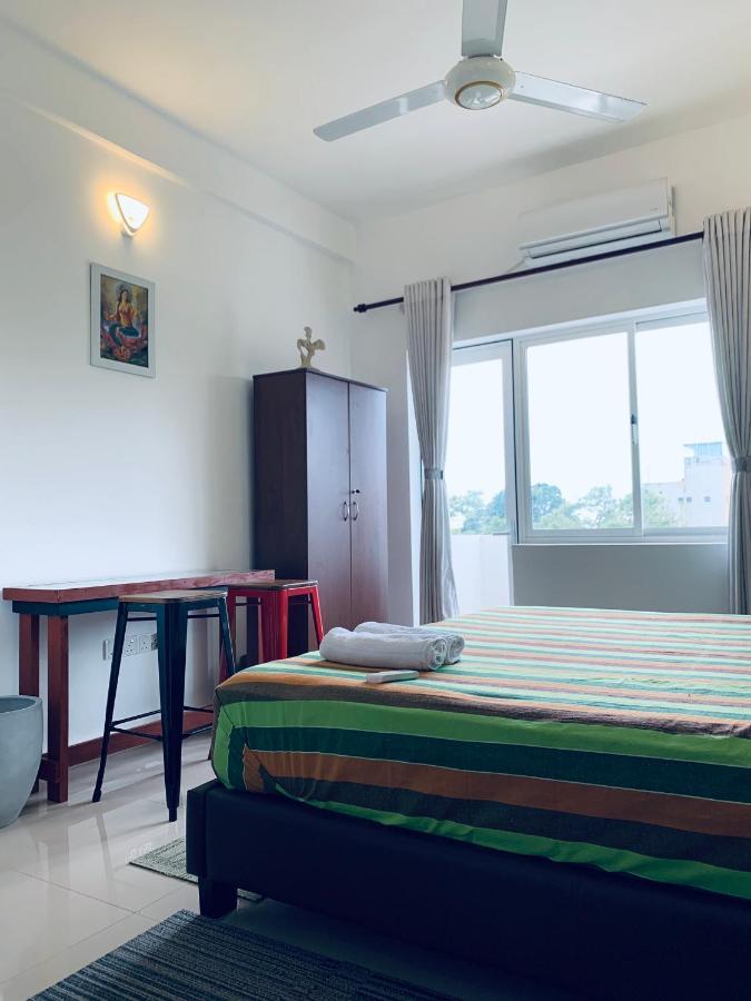 Negombo Fort Gallery Apartment Luaran gambar