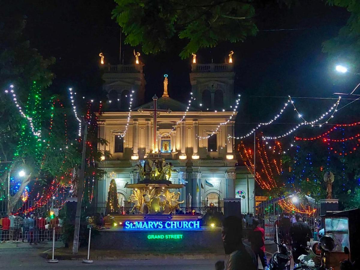 Negombo Fort Gallery Apartment Luaran gambar